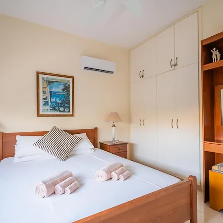 Pontus - Stunning Views & Privacy In Beautiful Garden With Pool & Hot Tub *