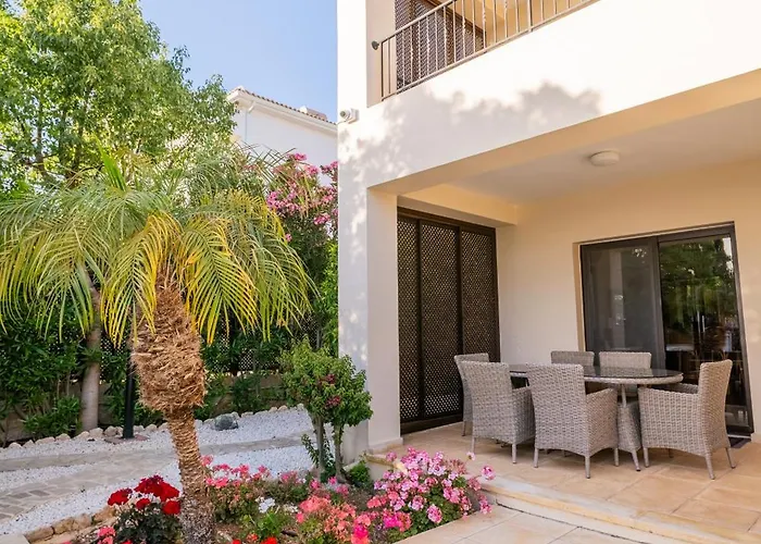 ヴィラ Pontus - Stunning Views & Privacy In Beautiful Garden With Pool & Hot Tub