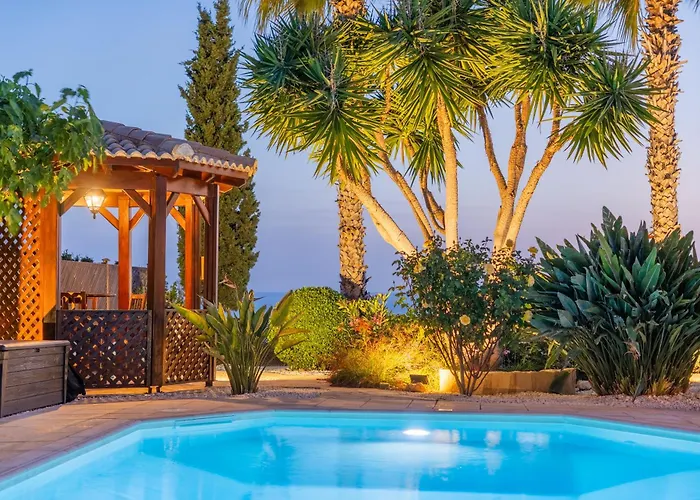 Pontus - Stunning Views & Privacy In Beautiful Garden With Pool & Hot Tub * クークリア