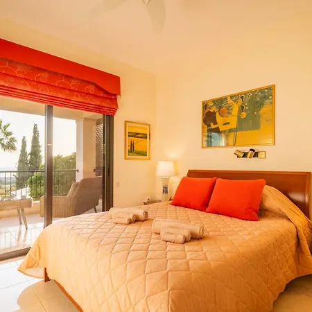 Pontus - Stunning Views & Privacy In Beautiful Garden With Pool & Hot Tub