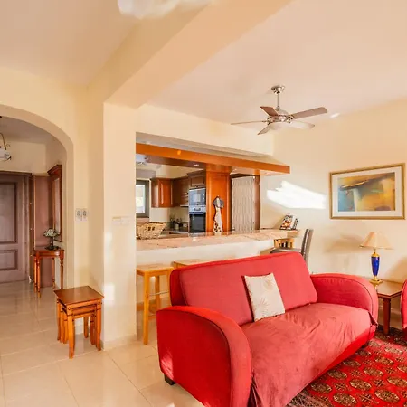 Villa Pontus - Stunning Views & Privacy In Beautiful Garden With Pool & Hot Tub